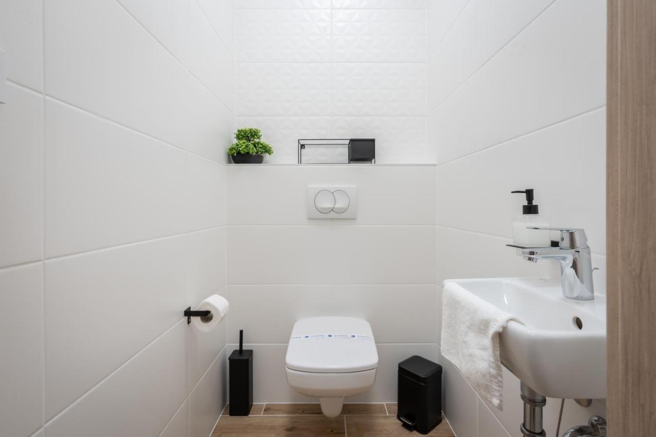 Westside River Apartment Budapest Eksteriør bilde